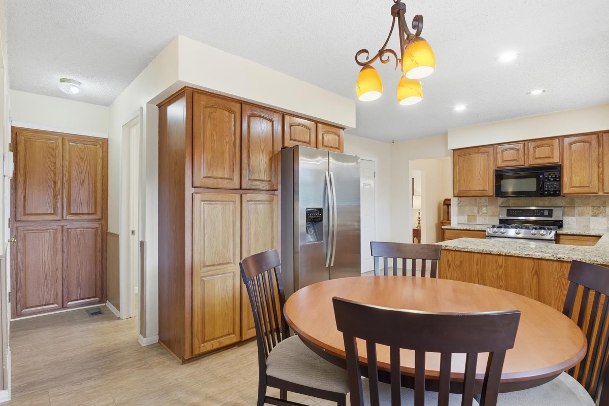 Listing photo 21 — Wixom, MI