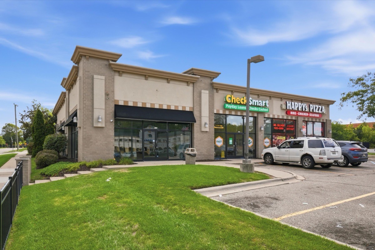 Listing photo 2 — Ypsilanti, MI