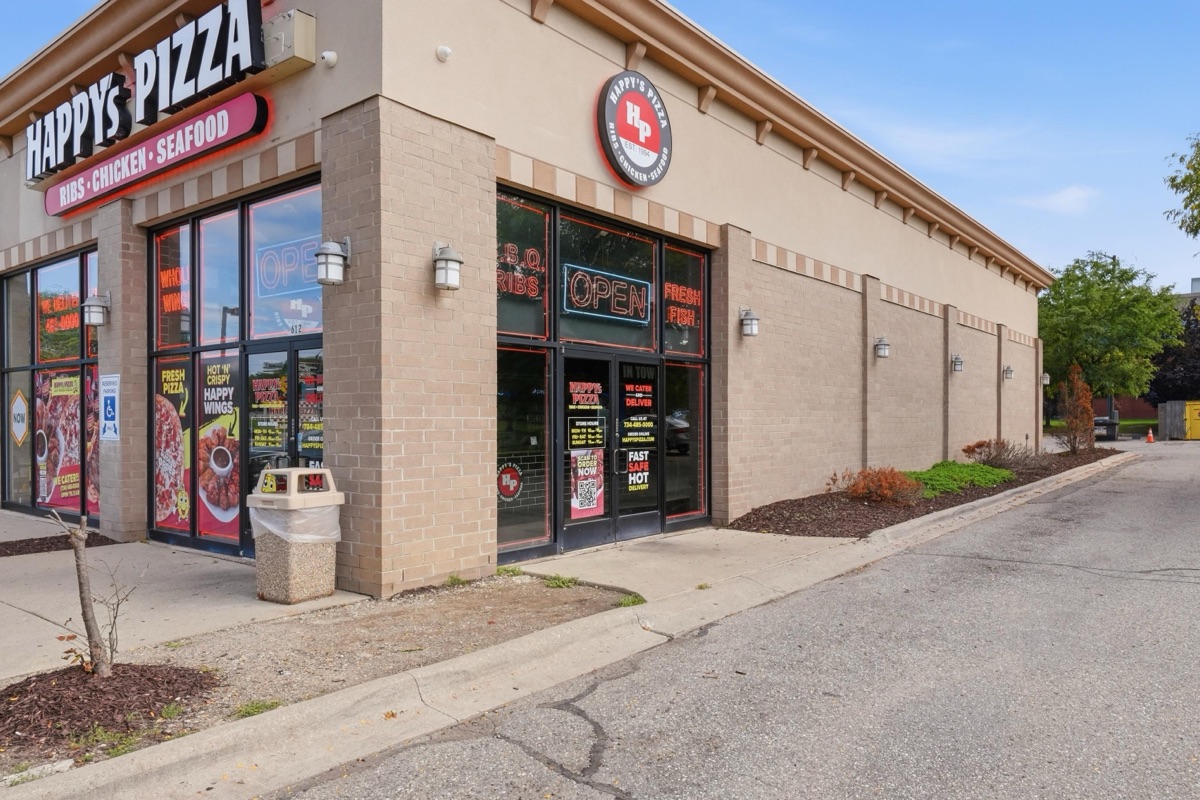 Listing photo 9 — Ypsilanti, MI