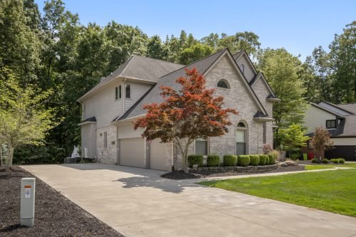 exterior colonial home livonia northville novi michigan for sale blue sky replacement leverage real estate photography photos northville novi belleville canton