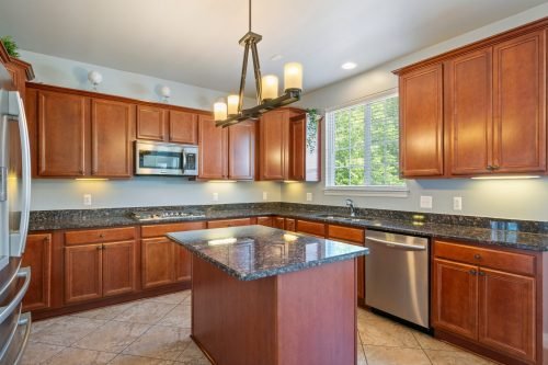 kitchen residential realtor leverage hdr south lyon michigan novi northville farmington hills westland canton