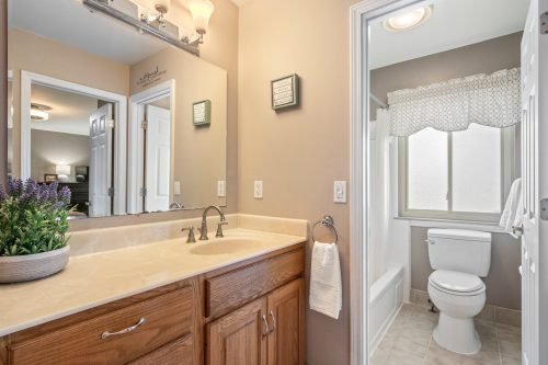 bathroom open floorplan tri level westland michigan residential commercial marketing leverage livonia novi northville
