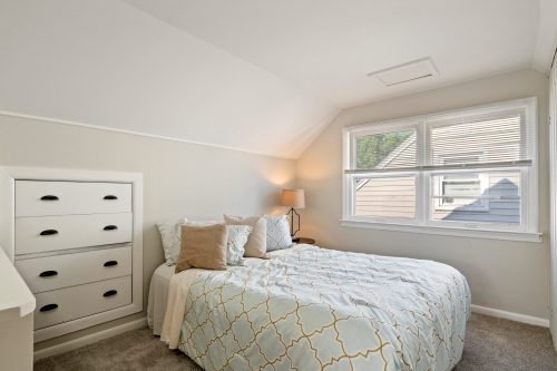 bungalow bedroom staging residentialwayne michigan leverage novi northville livonia michigan